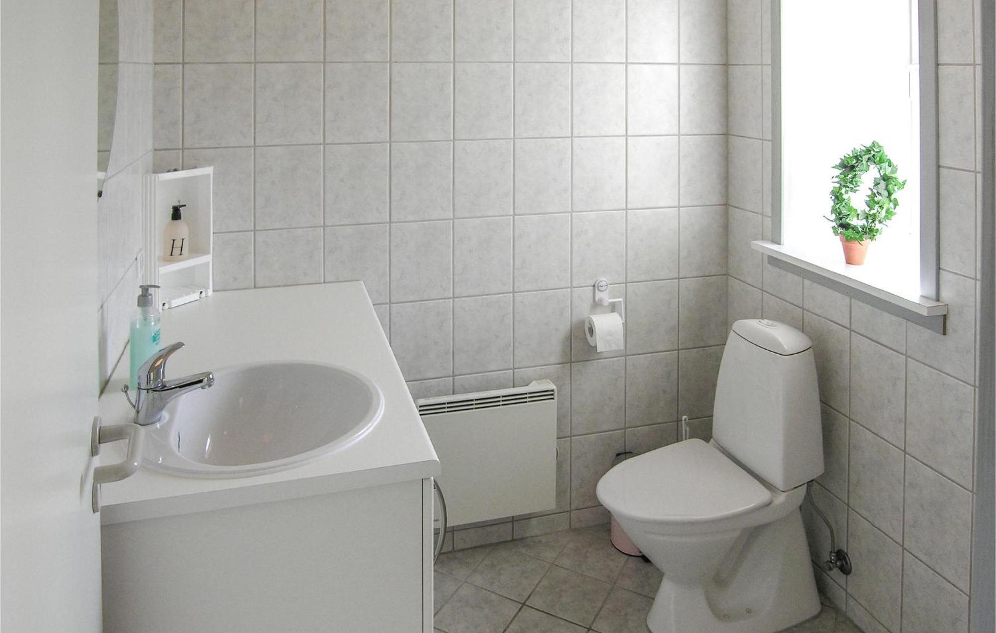2 Bedroom Gorgeous Home In Hvide Sande Havrvig Εξωτερικό φωτογραφία
