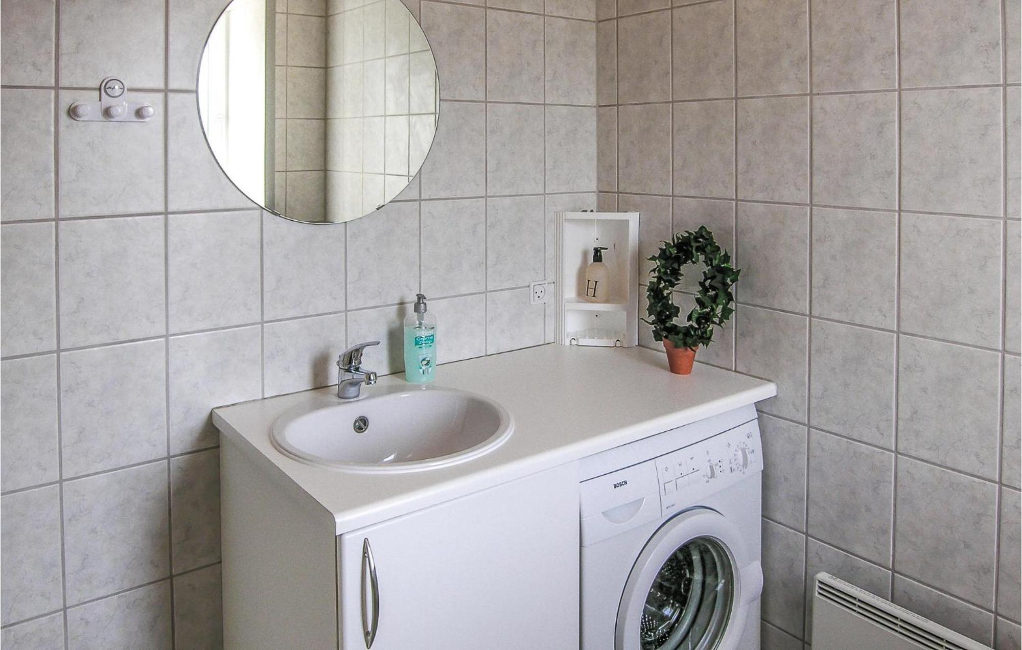 2 Bedroom Gorgeous Home In Hvide Sande Havrvig Εξωτερικό φωτογραφία